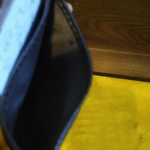 Card holder - Picture 2 of 2